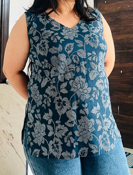 Midnight Bloom Sleeveless Kurti