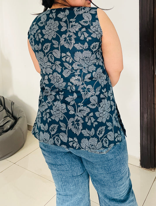 Midnight Bloom Sleeveless Kurti